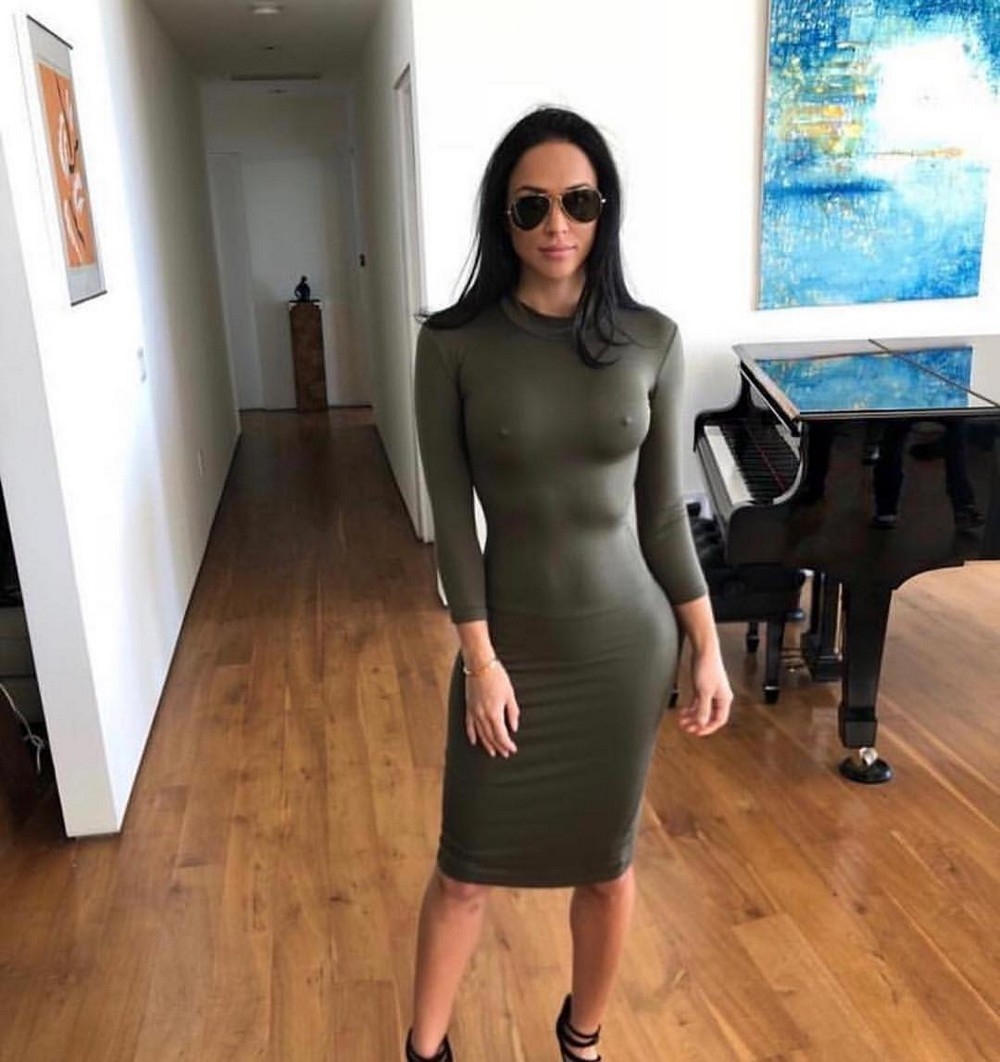 tightdresses85_047