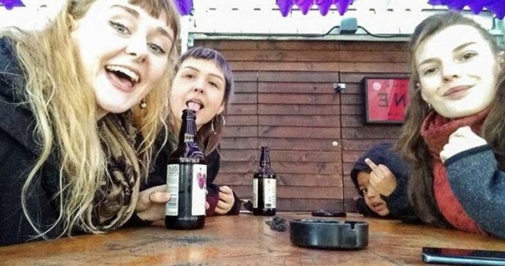 photobombinggoldenglobes2_005