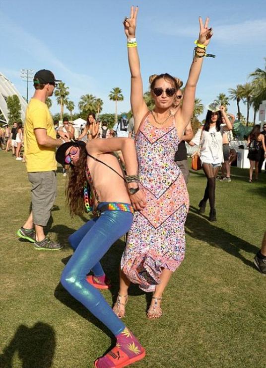 samaze_037-795 samaze_037-795