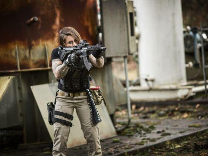 girlhuntspoachers_013 girlhuntspoachers_013