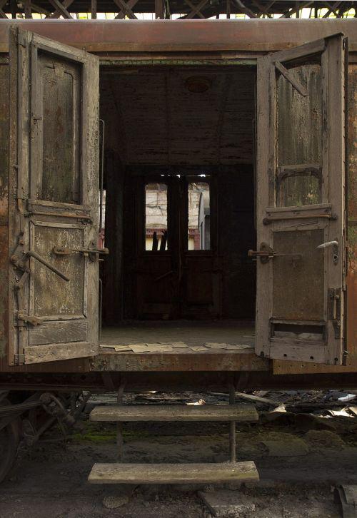 hungariantraingraveyard_008 hungariantraingraveyard_008