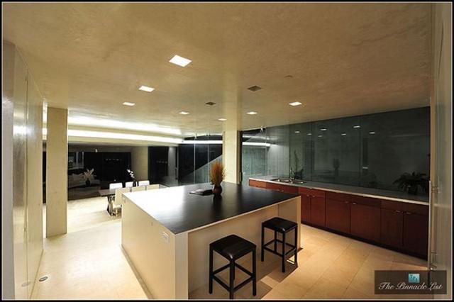 samaze_010-1150 samaze_010-1150