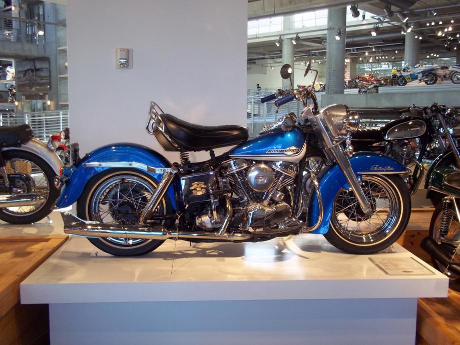 largestmotorcyclecollection_013 largestmotorcyclecollection_013