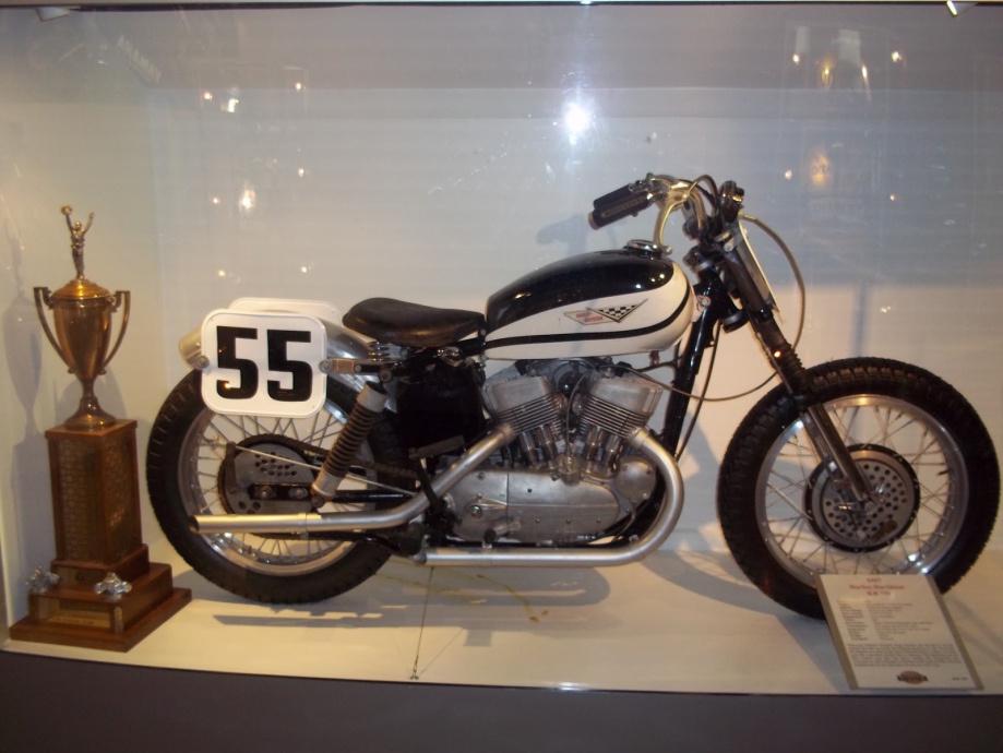largestmotorcyclecollection_017 largestmotorcyclecollection_017