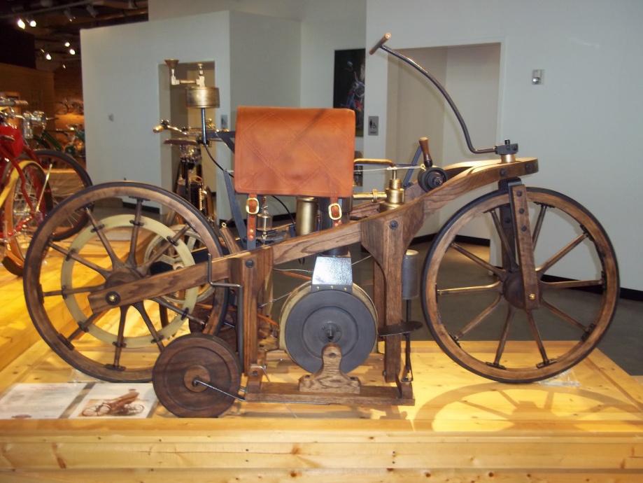 largestmotorcyclecollection_018 largestmotorcyclecollection_018