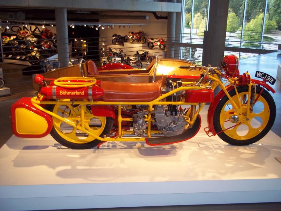 largestmotorcyclecollection_033 largestmotorcyclecollection_033