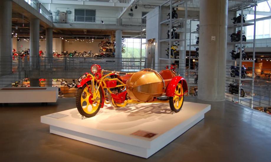 largestmotorcyclecollection_046 largestmotorcyclecollection_046