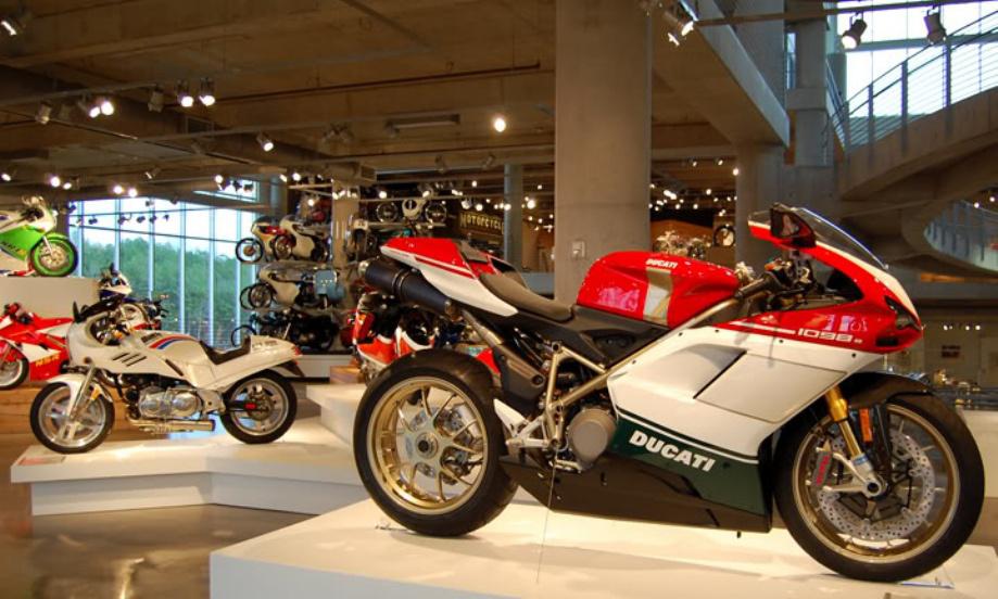 largestmotorcyclecollection_057 largestmotorcyclecollection_057