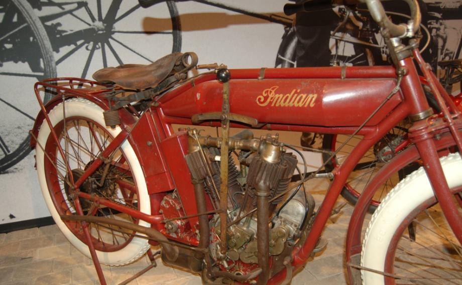 largestmotorcyclecollection_089 largestmotorcyclecollection_089