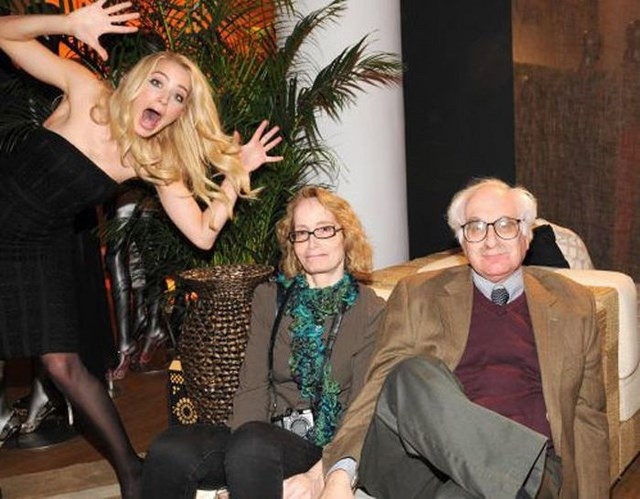 photobombinggoldenglobes_026