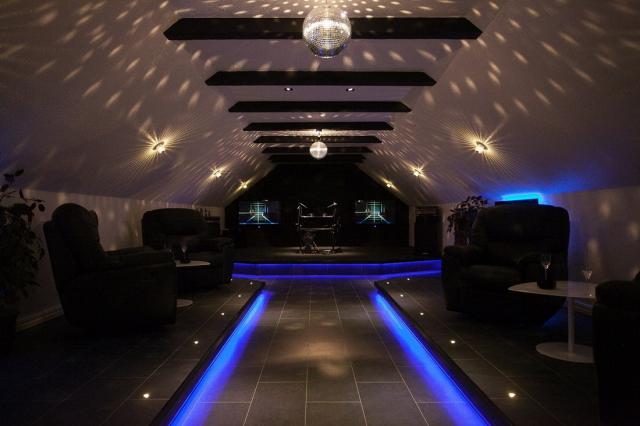 samaze_014-1372 samaze_014-1372