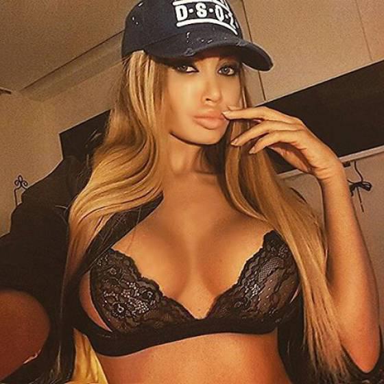 sorajavucelicplaymatepolitics_019 sorajavucelicplaymatepolitics_019