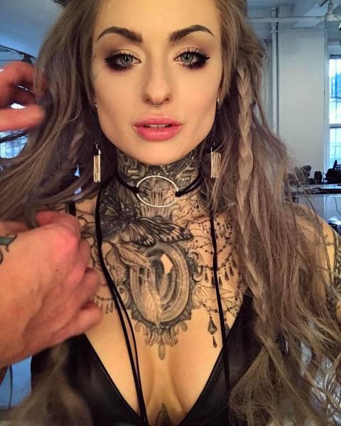 tattoogirls2_010 tattoogirls2_010