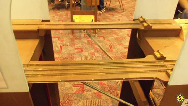 train_show_018 train_show_018